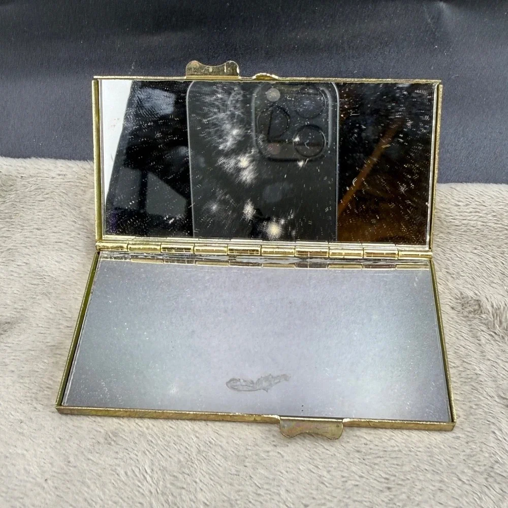 N/A has vintage